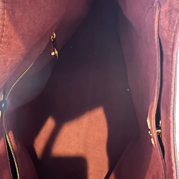 Louis Vuitton Flower Hobo Handbag - Excellent Used Condition - Picture 11 of 11